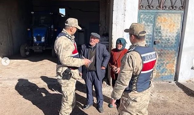 Jandarma Köylüleri Bilgilendirdi