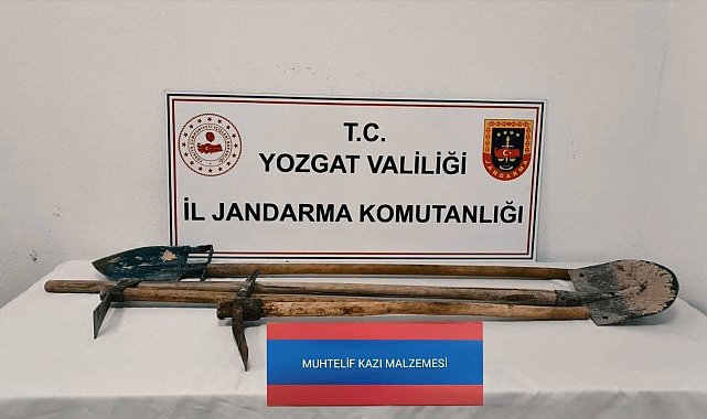Kaçak kazı yaparken suçüstü yakalandılar