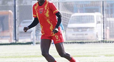 Kafayat Atoke Başhıru, 3 maçta 9 gol attı