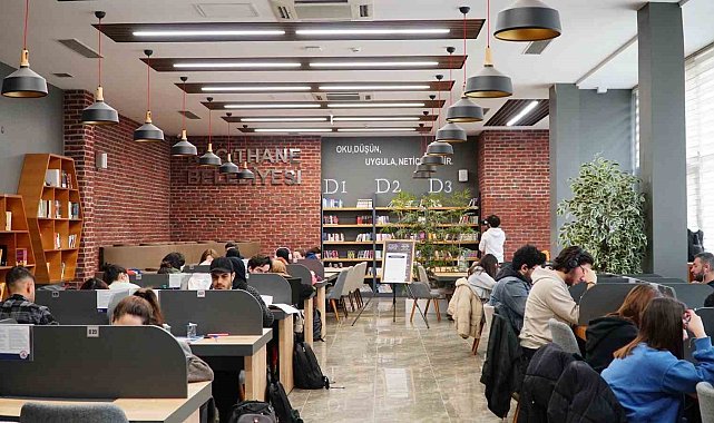 Kağıthane'de gençler sessiz ve konforlu ortamlarda sınavlara hazırlanıyor