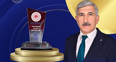 Kahta Belediyesi'ne Dijital Belediyecilikte "Başarı Ödülü" verildi