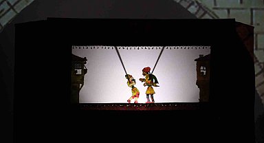 Karagöz Festivali dünyayı Bursa'da buluşturuyor