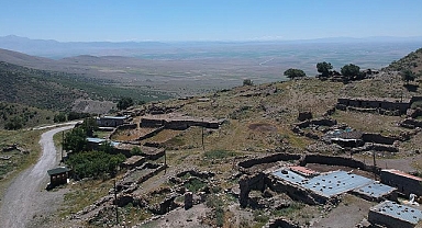 Karaman'ın Saklı Cenneti: Karadağ'ın Binlerce Yıllık Sırları