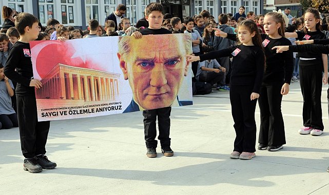 Karasu'da duygu dolu 10 Kasım programı