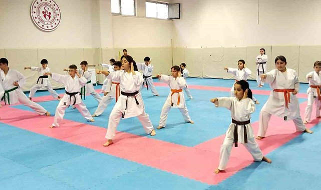 Karate Kış Okulu 3. Grup çalışmaları sürüyor