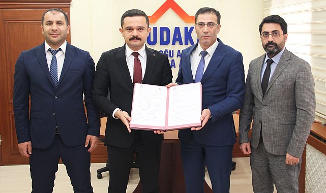 Karayazı'da kırk pencereli mağaralar yürüyüş yolu projesi başlıyor