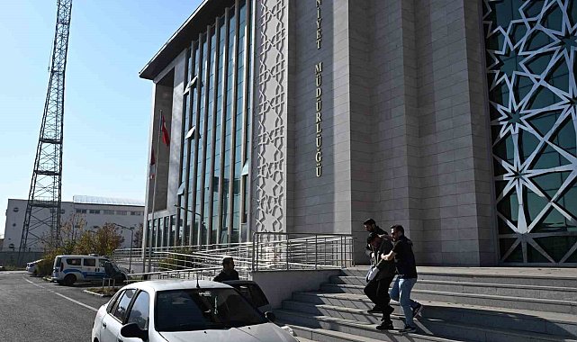 Kars'ta 19 yıl hapis cezası bulunan dolandırıcı yakalandı