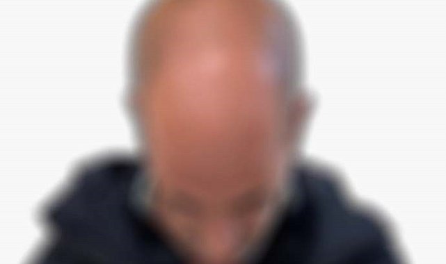 Kartal'da pencereden sürünerek girdiği iş yerinden hırsızlık yaptı