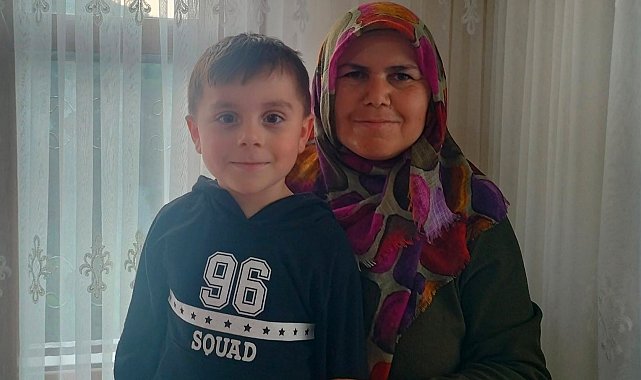 Kastamonu'da ölü bulunan anne ile oğlunun cenazeleri otopsi için Ankara Adli Tıp Kurumuna getirildi