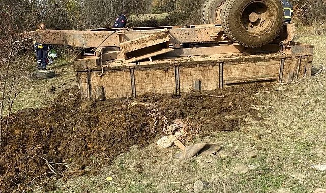 Kastamonu'da traktör devrildi: 1 ölü