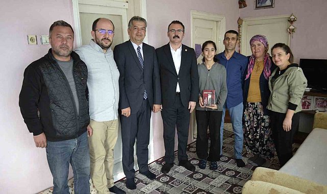 Kaymakam Ateş, öğrencilerin misafiri oldu