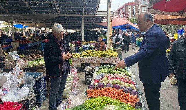 Kaymakam İlhan, pazarda vatandaşlar ve esnafla bir araya geldi