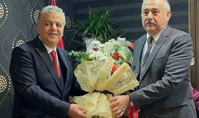 Kayseri Sarraflar ve Kuyumcular Derneği'nde devir teslim töreni gerçekleştirildi