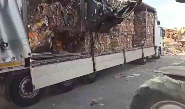 Kayseri'de 2 bin paket kaçak sigara piyasaya sürülmeden ele geçirildi