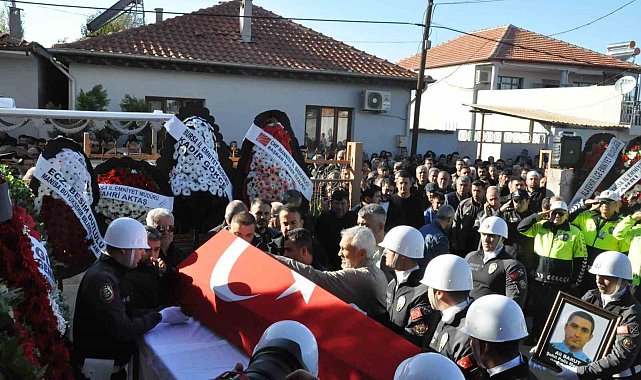 Kazada şehit olan Polis Memuru Ali Barut son yolculuğuna uğurlandı