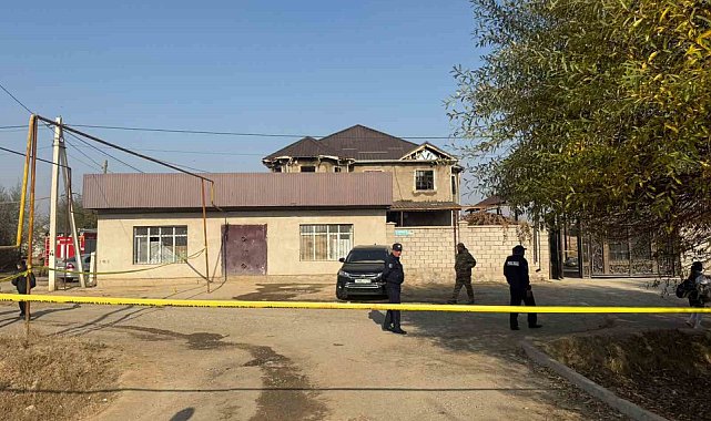 Kazakistan'da ev yangını: 9'u çocuk 12 kişi öldü