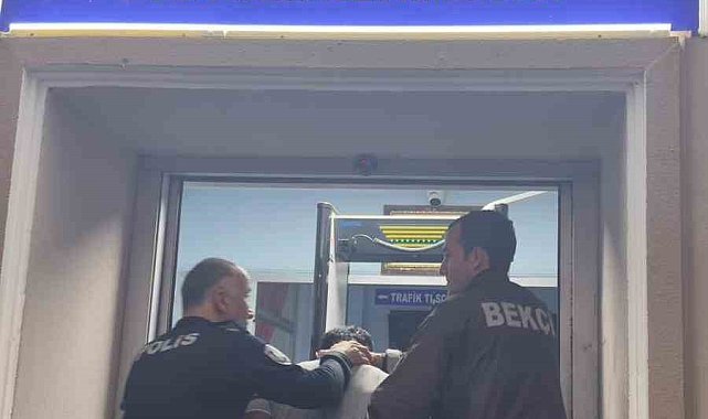 Kesinleşmiş hapis cezası bulunan 2 şüpheli jandarma ekiplerince yakalandı