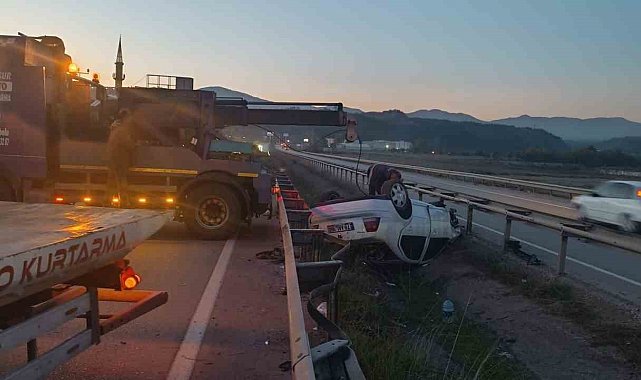 Kontrolden çıkan otomobil takla attı: 2 yaralı