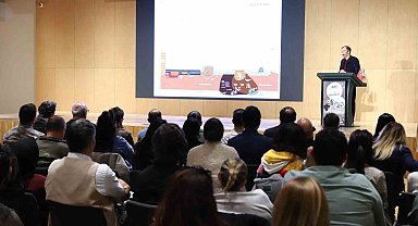 Konya Büyükşehir'in turizm buluşmalarına Çatalhöyük'ün eski kazı başkanı Prof. Hodder konuk oldu