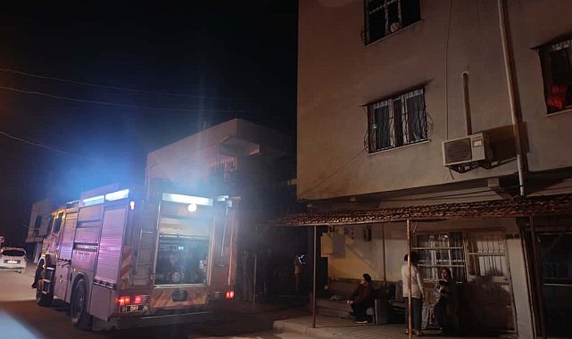 Kozan'da ikamet yangını: 4 kişi dumandan etkilendi