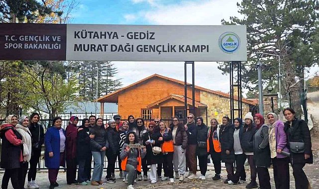 Kütahya Kadın Destek AFAD Gönüllülerinden Murat Dağı Kamp Merkezinde etkinlik