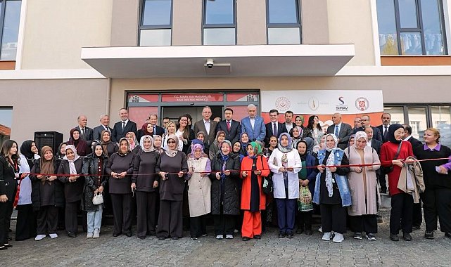 Kütahya Valisi Işın: "Kadınlarımız toplumun direğidir"