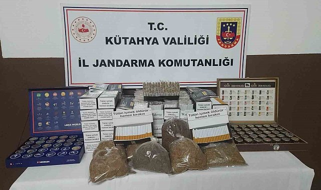 Kütahya'da kaçak tütün operasyonu