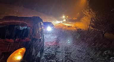 Malatya'da kar yağışı ulaşımı olumsuz etkiledi