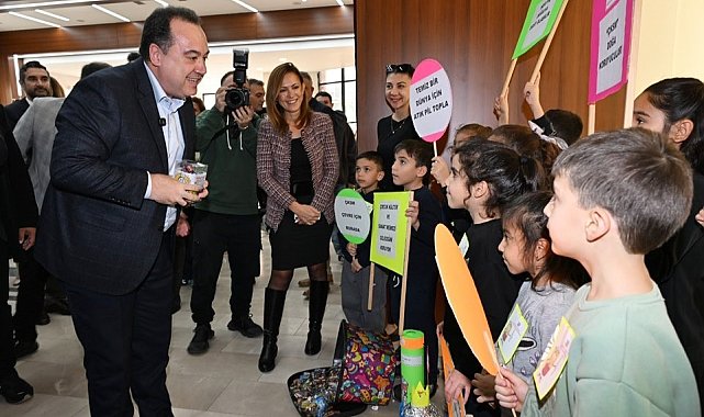 Manisa'da atık piller fidana dönüşüyor