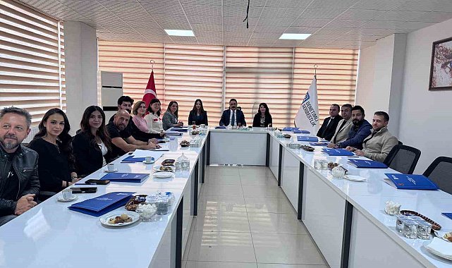 Mardin'de denetimli serbestlik yükümlüleri ünlü oyuncularla buluştu