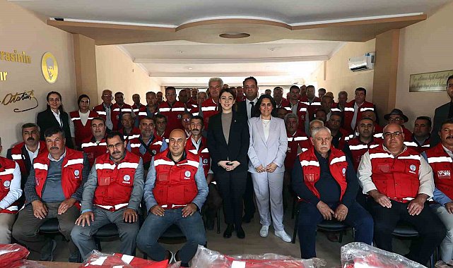 Muğla Büyükşehir'den 574 muhtara özel yelek