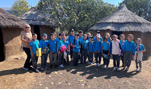 Öğrenciler, Arkeopark'ta arkeolojiyi tanıyor