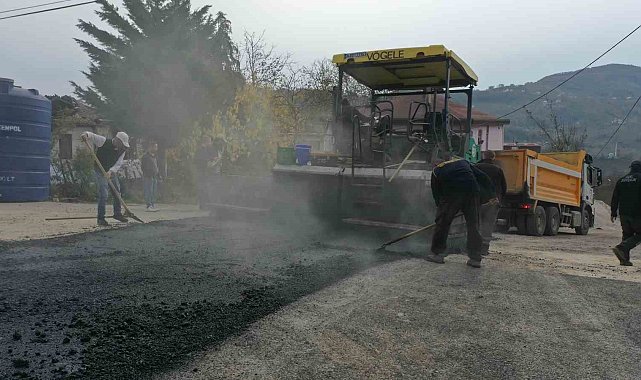 Ordu'da sıcak asfalt çalışmaları sürüyor