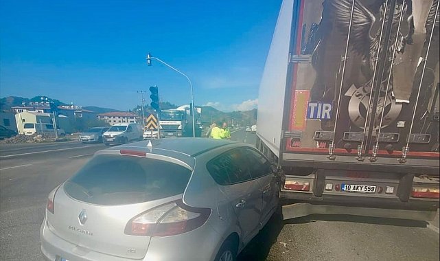 Ortaca Hak Kavşağı'nda trafik kazası: 1 yaralı