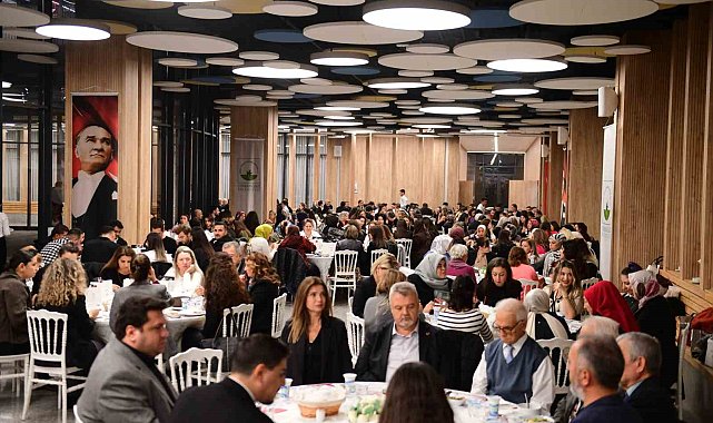 Osmangazi Belediyesi'nden eğitimcilere unutulmaz öğretmenler günü