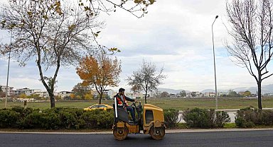 Osmangazi'de park içi yollar yenilendi