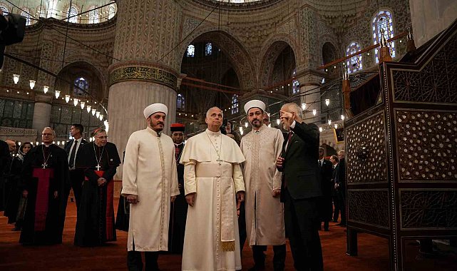 Papa 14. Leo, Sultanahmet Camii'ni hayranlıkla inceledi, Sultanahmet Cami müezzini Musa Aşgın Tunca o anları anlattı