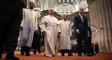 Papa 14. Leo, Sultanahmet Camii'ni ziyaret etti
