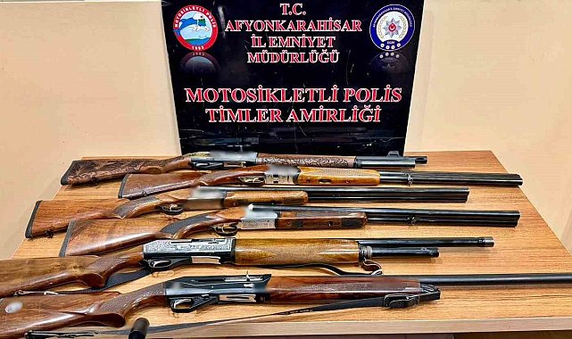 Polis saksılar da yetiştirilen kenevir ele gecirdi