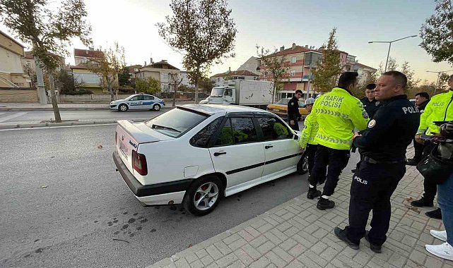 Polis uygulamasından kaçan sürücünün ehliyetine 2 yıl el konulurken, para cezası yazıldı