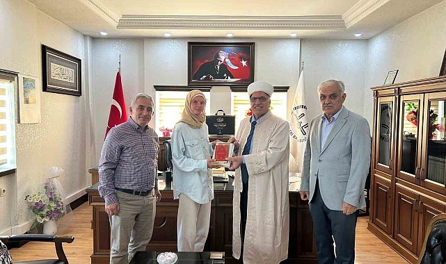 Polonyalı gazeteci Antalya'da Müslüman oldu