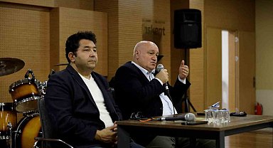 Prof. Dr. Taşağıl, Sakarya'da erken dönem Türk devletlerini anlattı