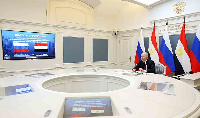 Putin ve es-Sisi, Mısır'da inşa edilen El-Dabaa Nükleer Santrali için düzenlenen törene katıldı