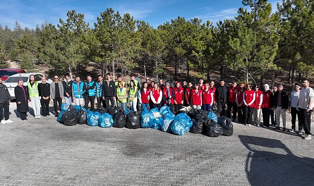 "Temiz Mahalle Temiz Selçuklu Etkinliği"nin 16.'sı Akademi Mahallesi'nde gerçekleşti