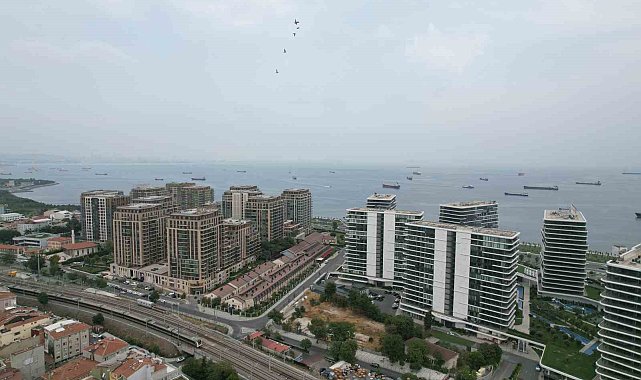 "Türkiye zengin Arapları beklerken zengin Türkler Dubai'ye gitti"