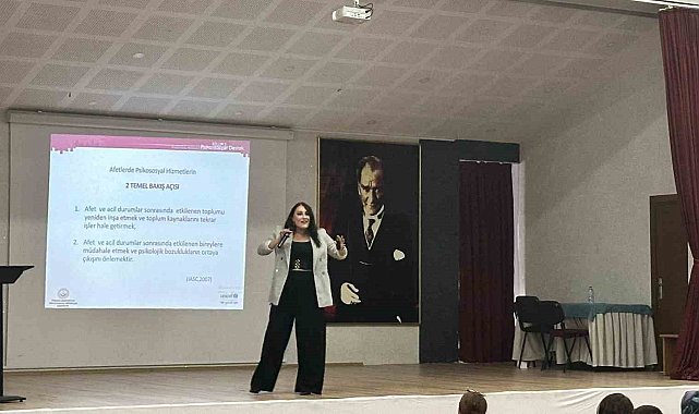 Rehber öğretmenlere afet ve acil durumlarda psikososyal destek hakkında eğitim verildi