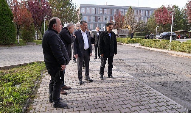 Rektör Kırışık, kampüs ve öğrenci ihtiyaçlarını yerinde gözlemledi