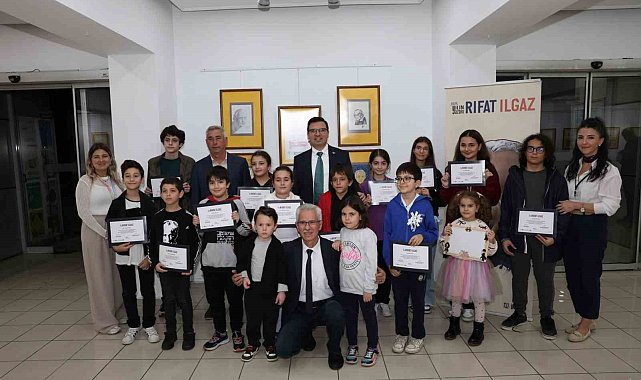 Rıfat Ilgaz'ın Öksüz Civciv'i çocukların karikatürlerinde hayat buldu