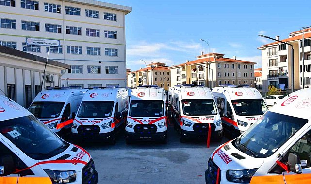 Sağlık Bakanlığı'ndan Gaziantep'e 16 yeni ambulans