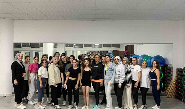 Sağlıklı Yaşam Merkezi, öğrencilerin ilgi odağı oldu